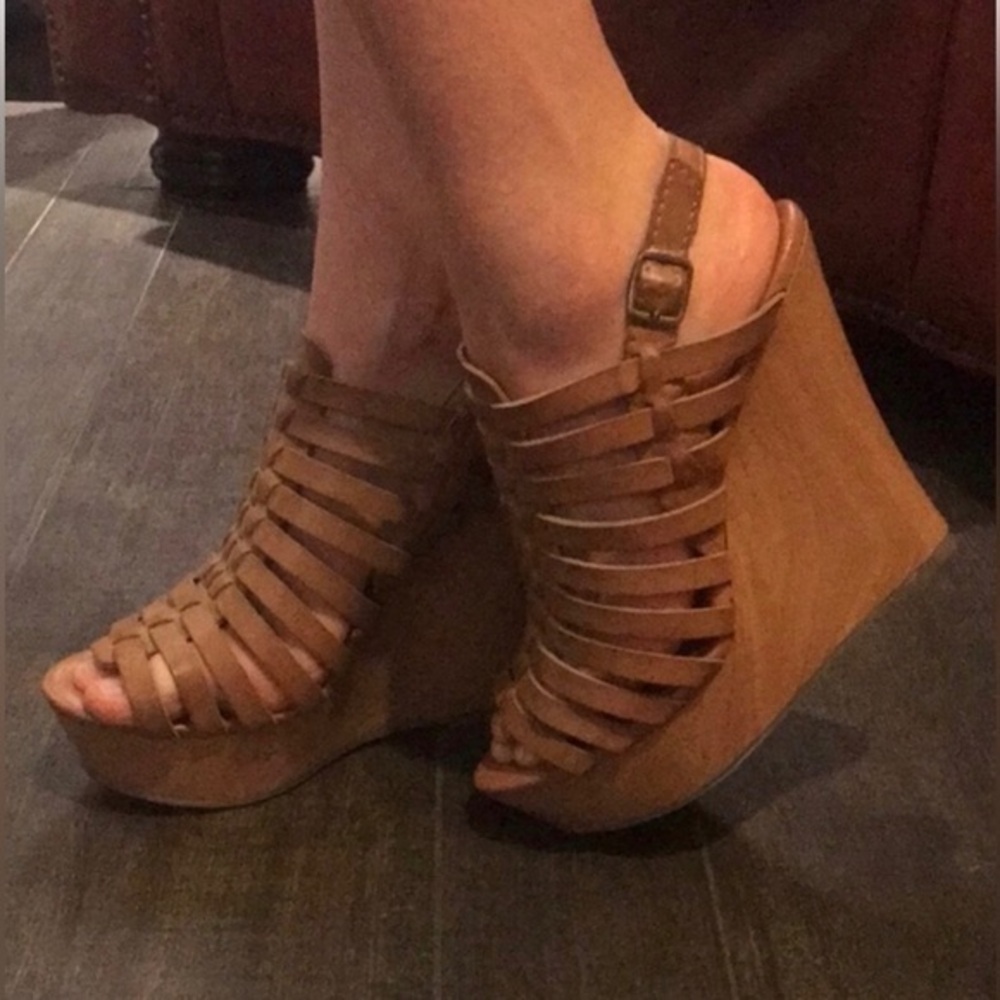 Mossimo Supply Company Light Brown Braided Wooden Heel Wedges size 6.5